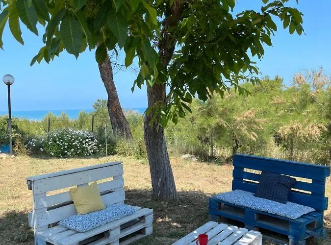 Casette Santini Oda ve Kahvaltı 3*